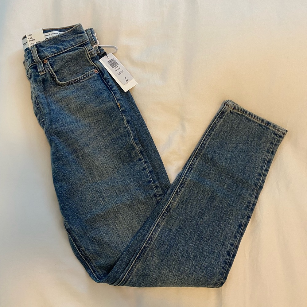 Aritzia Denim Forum Yoko jeans - 25